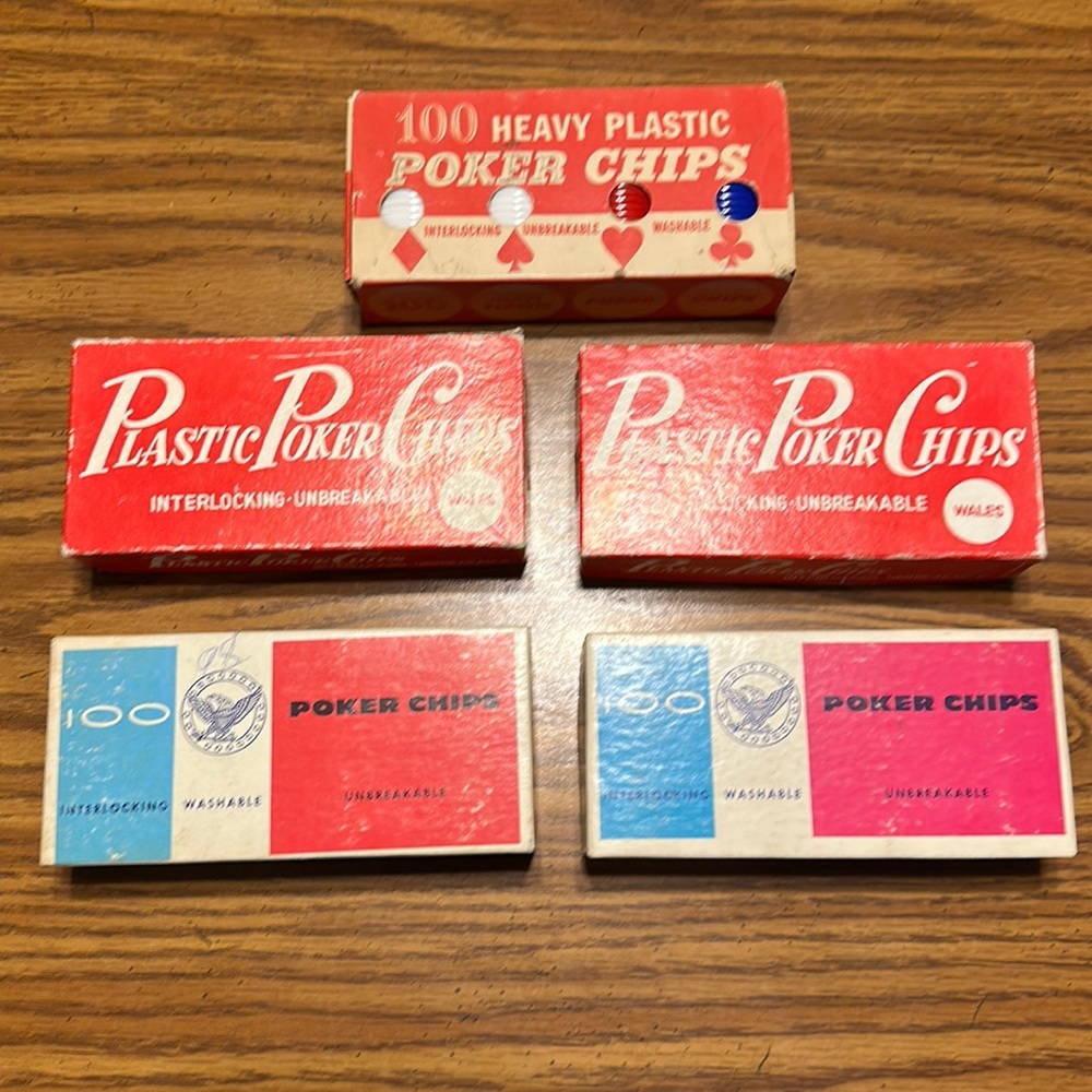 Vintage Poker Chips (500) total Poker Night Man Cave